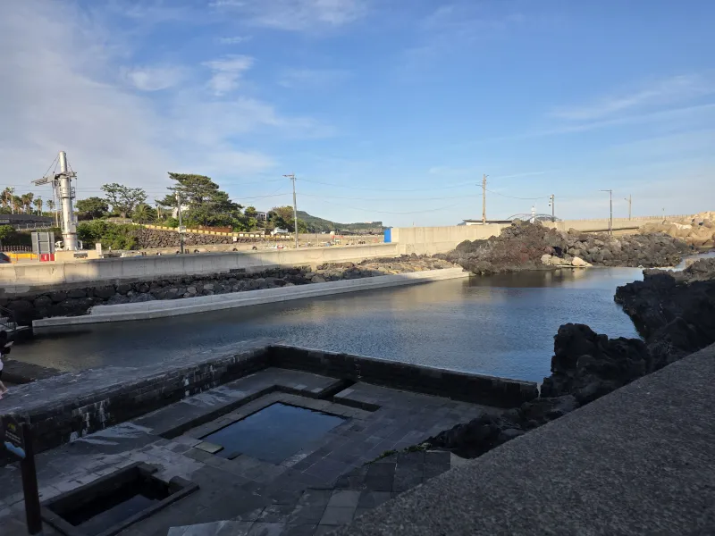 [Beophwan-dong, Seogwipo] 3rd Floor House with Beophwan Ocean View/Beomseom Island View / Three-Room Apartment / Infants and Toddlers Welcome 56