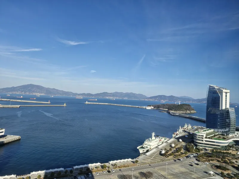[Yeosu] Gunggungine Ocean View Duplex 19