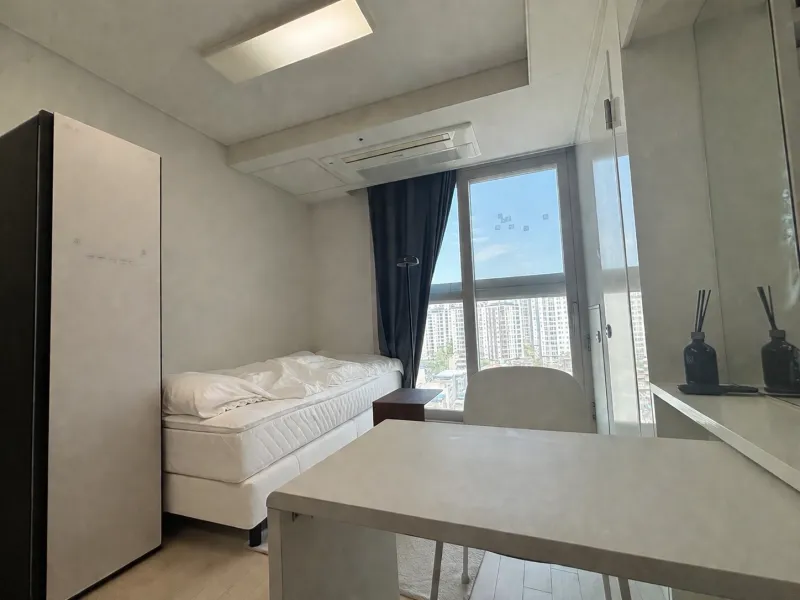 [Dongdaemun, Seoul] Dapsimni, 13th floor, Officetel, 2 minutes from Dapsimni Station (Line 5) 3