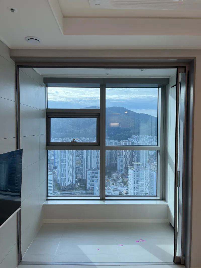 [Dong-gu, Busan] 53rd Floor City View, 10 Minutes from Busan Station, 3 Minutes from Busan Port 21