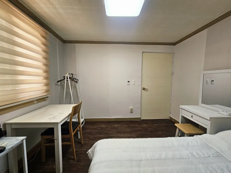 [Gyeongsan] 15 minutes from Imdang Station Two-room BSS 6