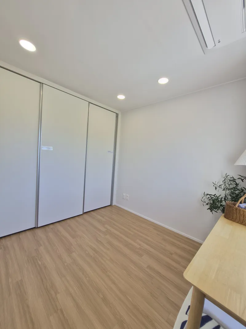 [Daejeong, Seogwipo] Outdoor Jacuzzi / Family Pension / Two-Room / Standard for 4 / Lawn Yard / BBQ Available 7