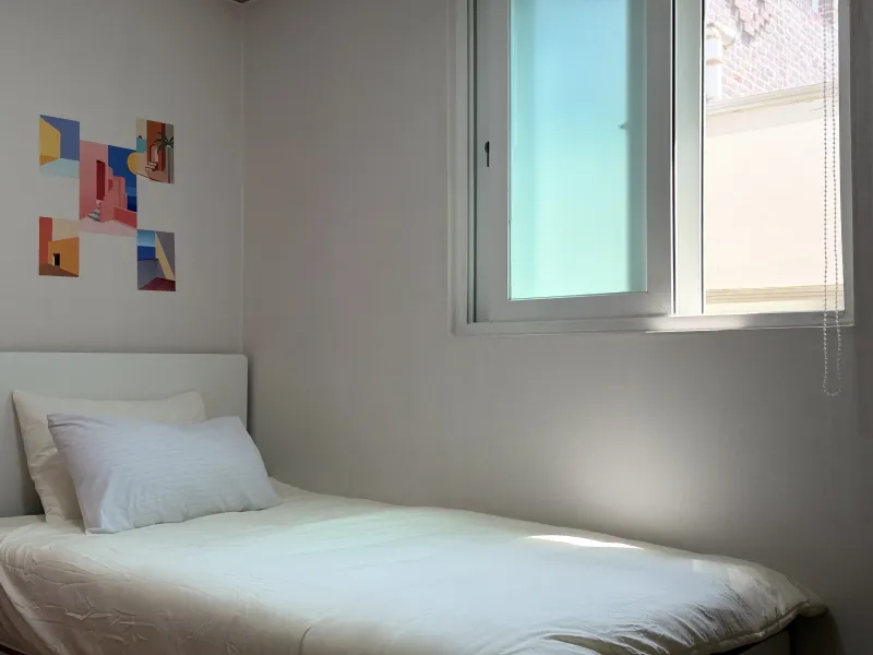 [Mapo, Seoul] Hongdae Station Area Double Room with Newly Renovated 53 9
