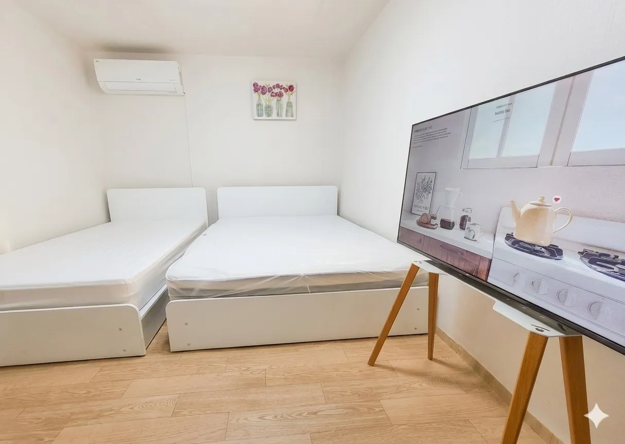 Dapsimni-dong Quiet Two-Bedroom House
