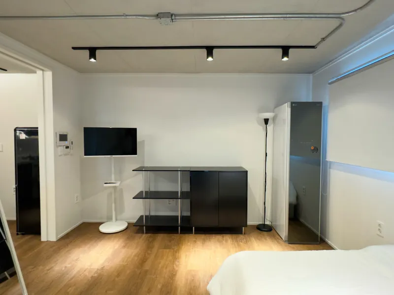 [Gangnam, Seoul] Fully Furnished, Separated, Brand New Studio, 2-Minute Walk from Eonju Station #TripleStationArea 4
