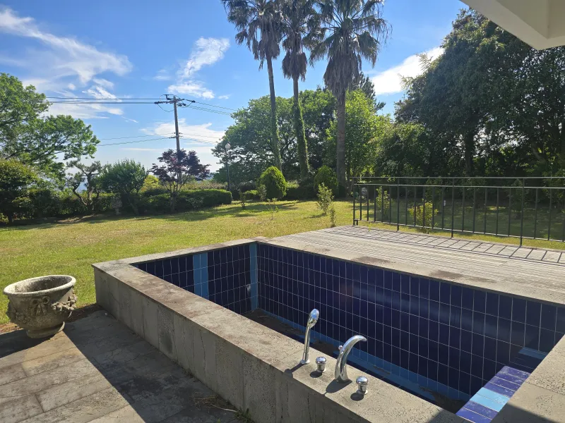 [Hogeun-dong, Seogwipo] A luxury villa with Jeju's best ocean view and a spacious lawn garden 10