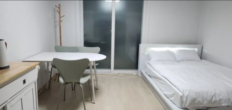 [Bucheon] Two-room apartment near Sinjung-dong Station and Soonchunhyang University, fully renovated including exterior window frames 2