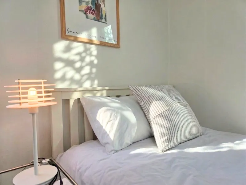 [Gwanak, Seoul][Seongsu, 15 mins of Gangnam] A quiet, sun-filled 2-room stay 3