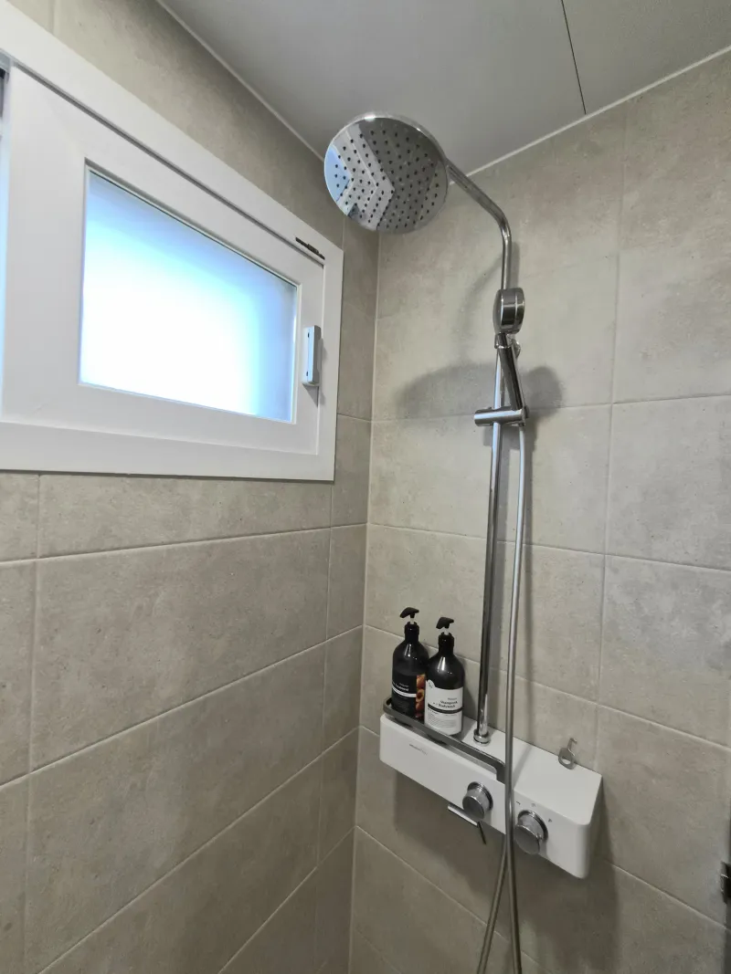 [Daejeong, Seogwipo] Outdoor Jacuzzi / Stylish Private House / Two Rooms / Standard for 4 / Yard / BBQ 16