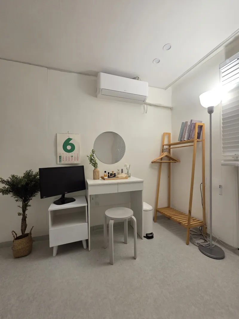 [Seodaemun, Seoul] 10 mins from Sinchon Station / 5 mins from Severance Hospital / Spacious Two-Room Apartment / Family Trips / Max. 6 People 61