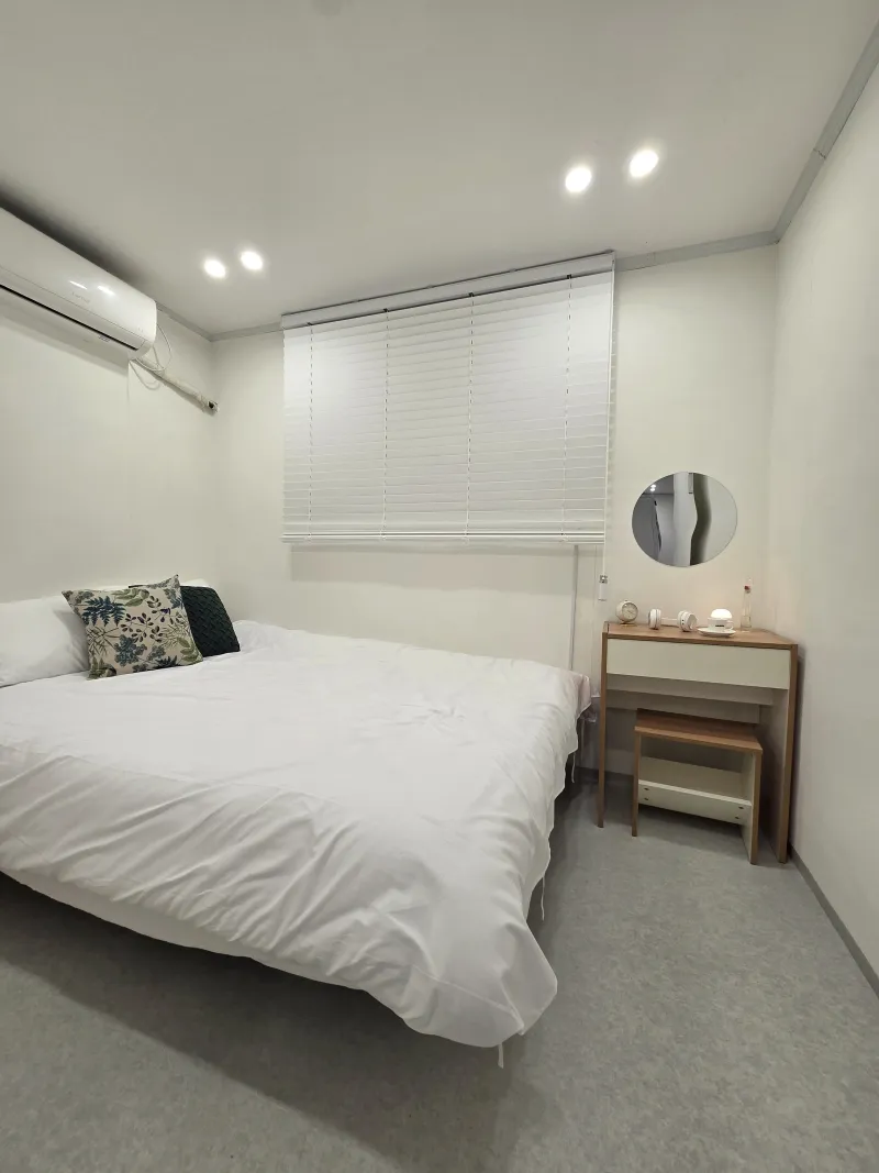 [Seodaemun, Seoul] 10 mins from Sinchon Station / 5 mins from Severance Hospital / Spacious Two-Room Apartment / Family Trips / Max. 6 People 25