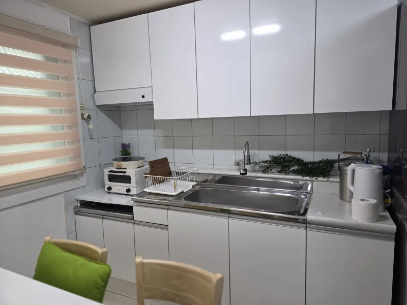[Gangdong, Seoul][7-minute walk from Gubeundari Station (Line 5) / 1.5th floor / 3 rooms, 3 queen beds / Fully remodeled] 14