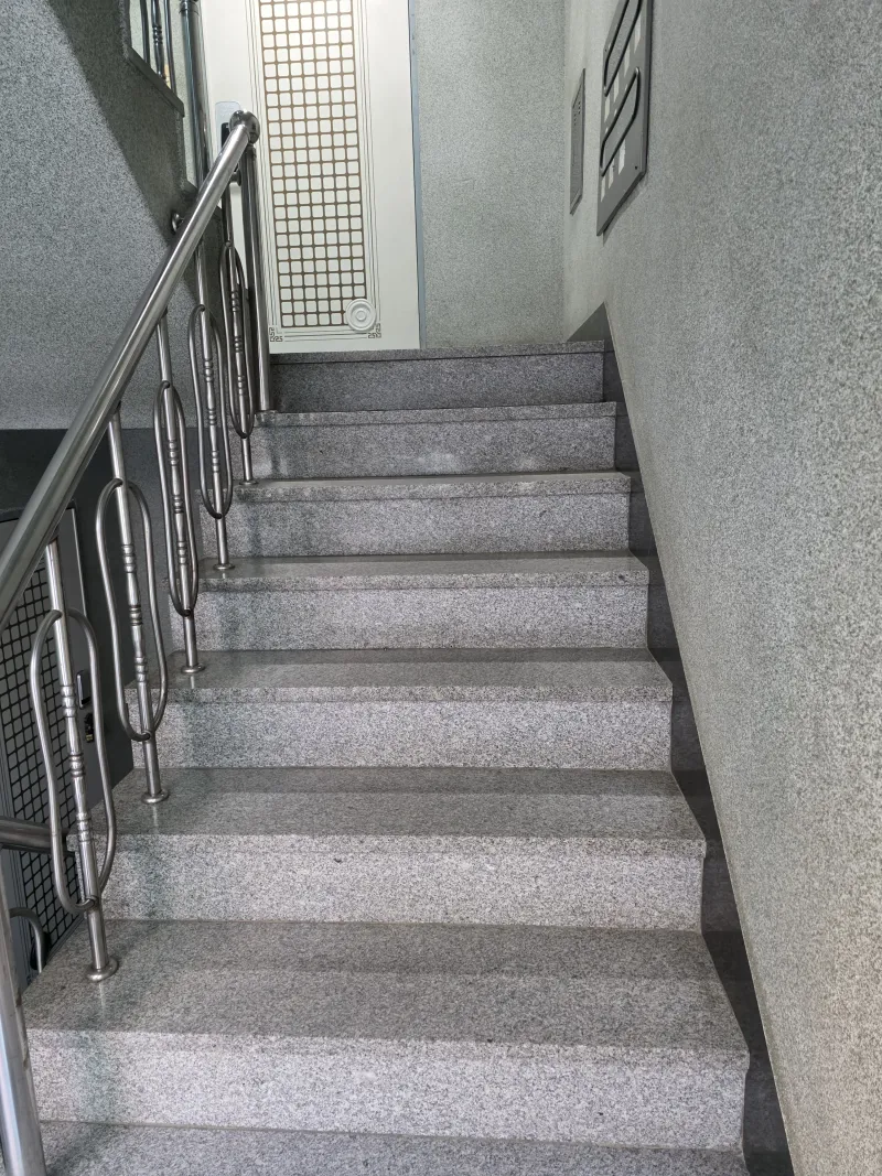 [Gangdong, Seoul][7-minute walk from Gubeundari Station (Line 5) / 1.5th floor / 3 rooms, 3 queen beds / Fully remodeled] 23
