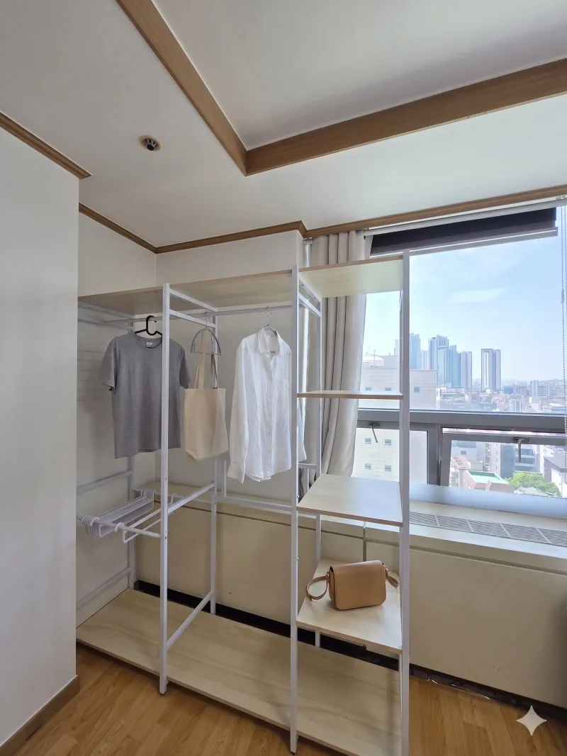 [Mapo, Seoul] 1 minute from Hongdae Station #AirportRailroad #Foreigner #BusinessTrip #AirportBus 10