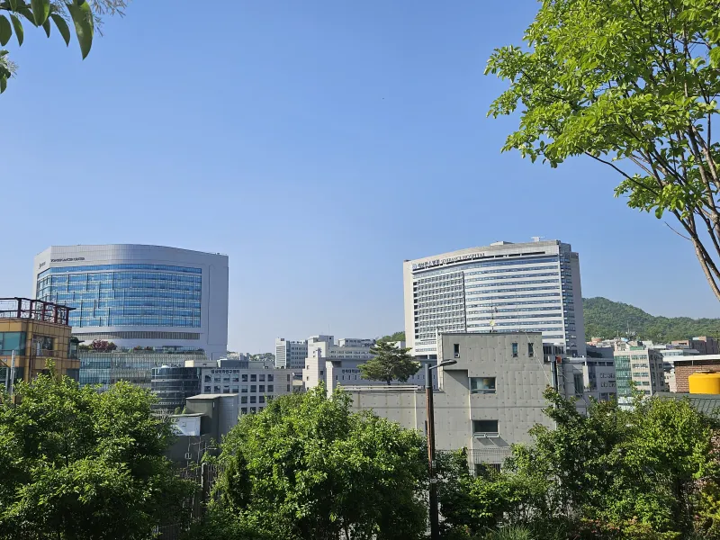 [Seodaemun, Seoul] 10 mins from Sinchon Station / 5 mins from Severance Hospital / Spacious Two-Room Apartment / Family Trips / Max. 6 People 75