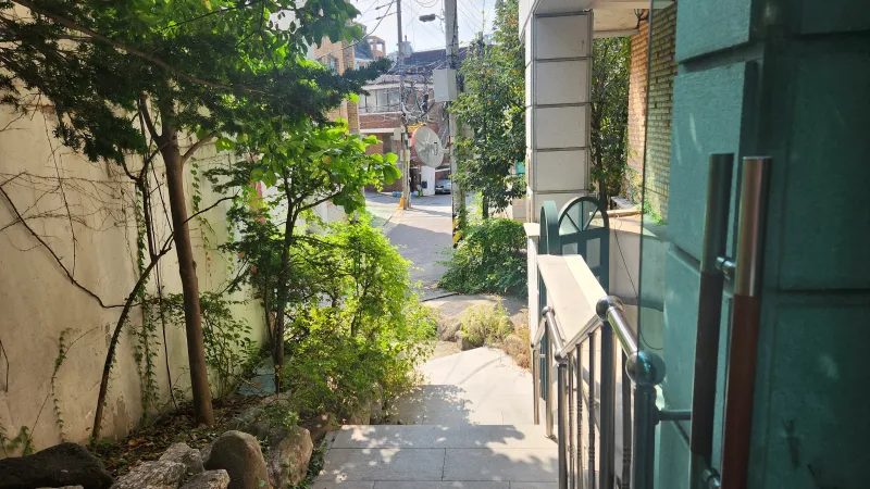 [서울 서대문] 신촌에서 가장 예쁜 여성전용 숙소 108호 16