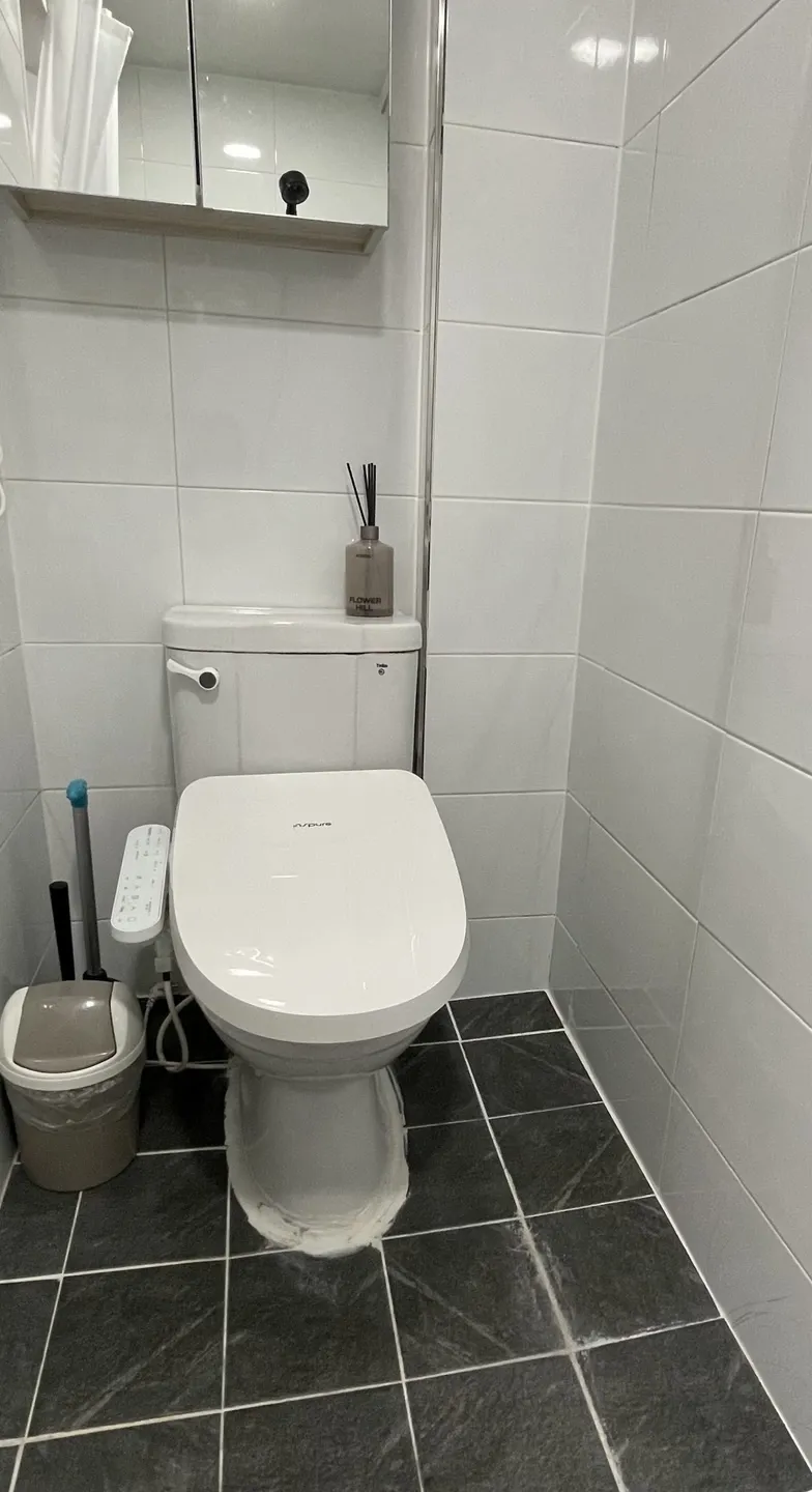 [Gwanak, Seoul][Seongsu, 15 mins of Gangnam] A quiet, sun-filled 2-room stay 13