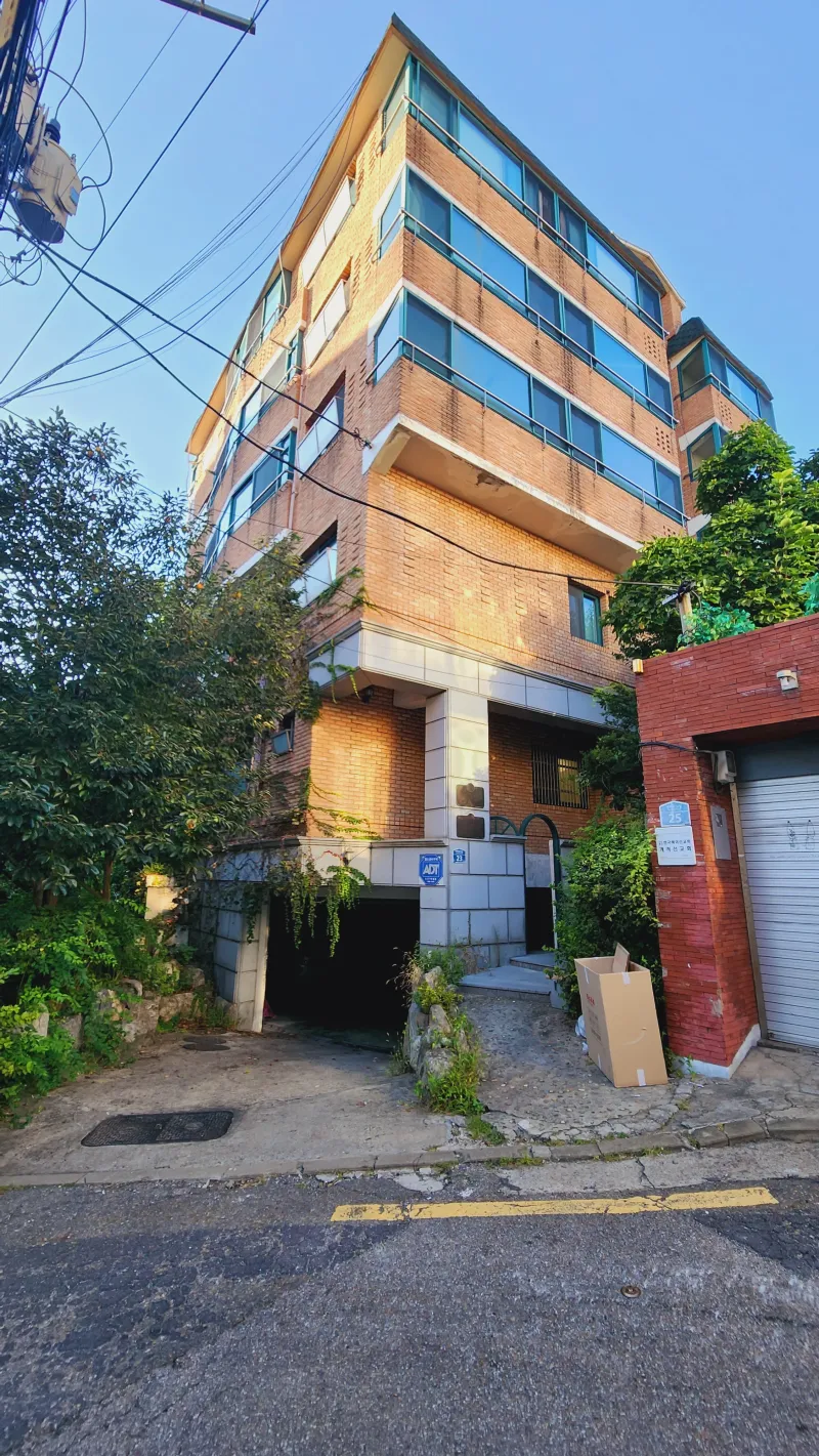 [서울 서대문] 신촌에서 가장 예쁜 여성전용 숙소 108호 14