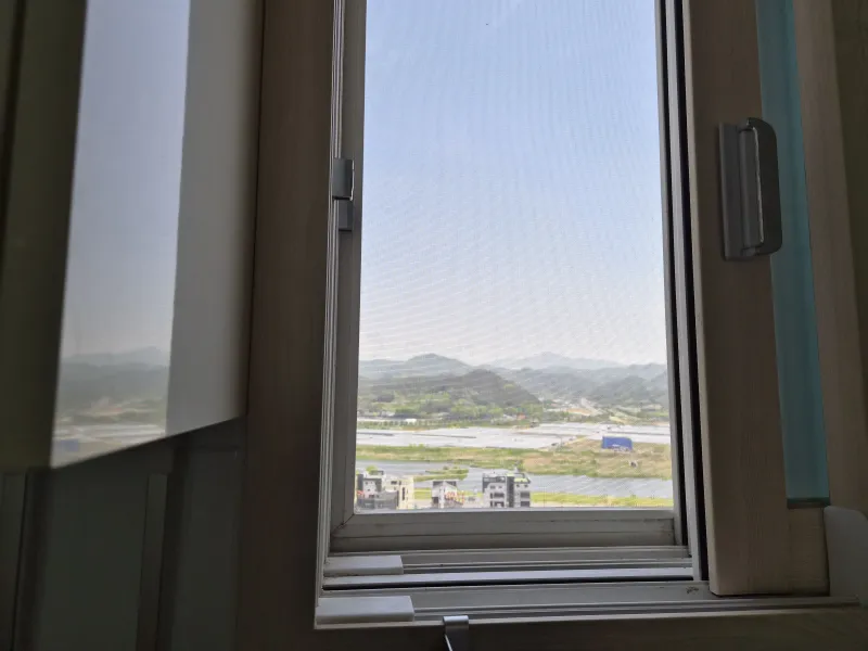 [Naju] Unobstructed views from front and back, fully furnished 21st-floor home 23