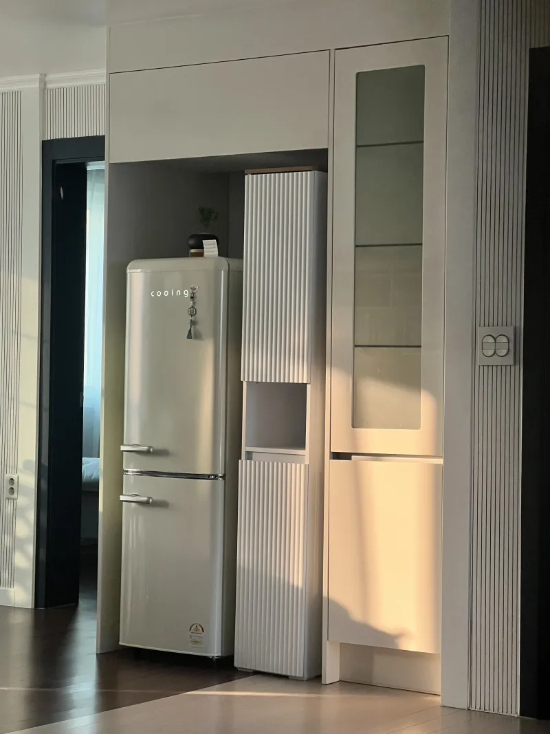 [Guro, Seoul] Room 701. 5 mins from Oryu-dong Station. Spacious 3-bedroom. 2 bathrooms. Max. 8 guests. 6 beds 32