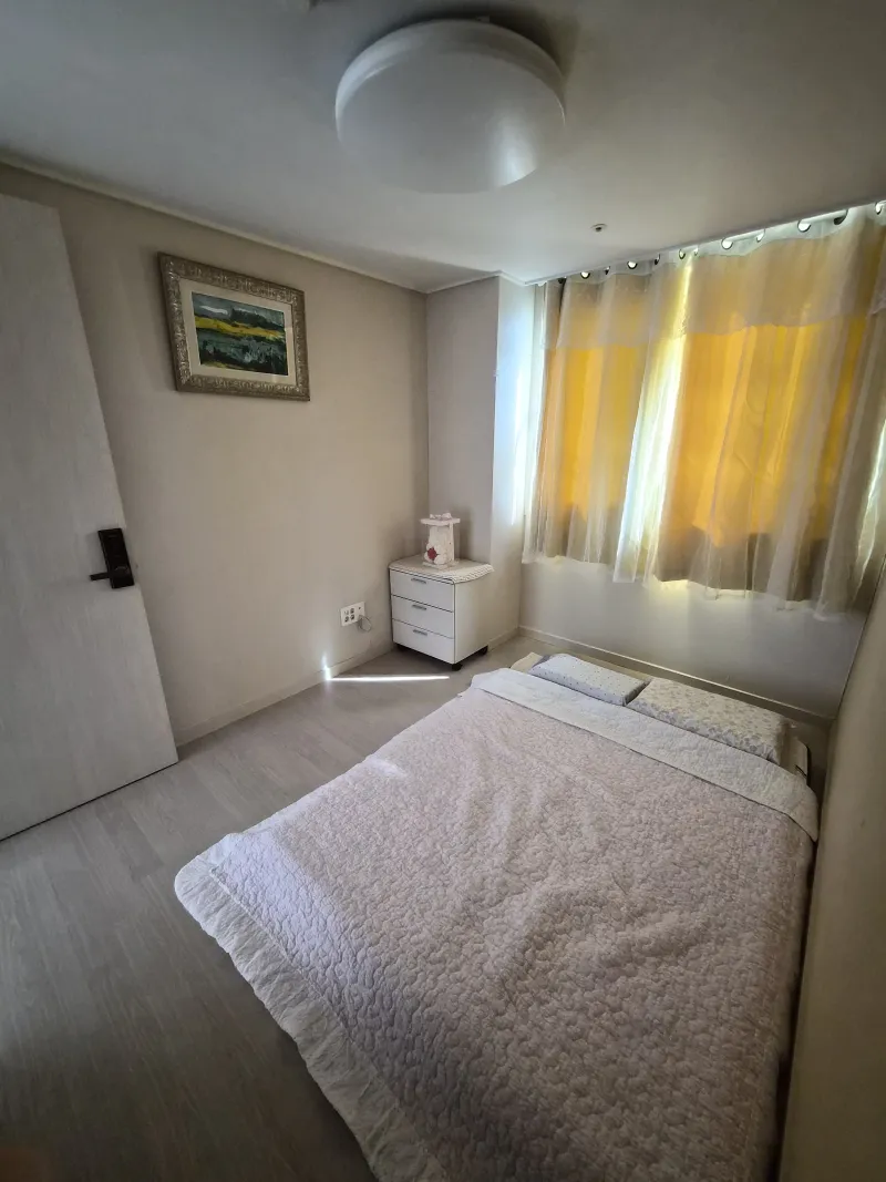[Naju] Unobstructed views from front and back, fully furnished 21st-floor home 3