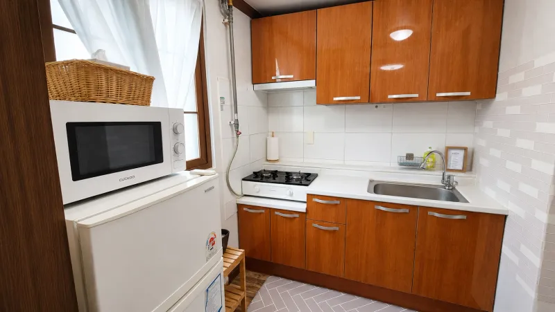 [Jinju] Simple yet atmospheric accommodation near Gyeongsang National University and Jinju Station 9