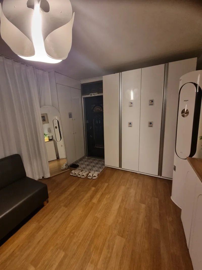 [Seongdong, Seoul] 2 bathrooms, Line 5 Dapsimni Station, Line 2 Yongdap Station 5-minute walk, safe near police station 23