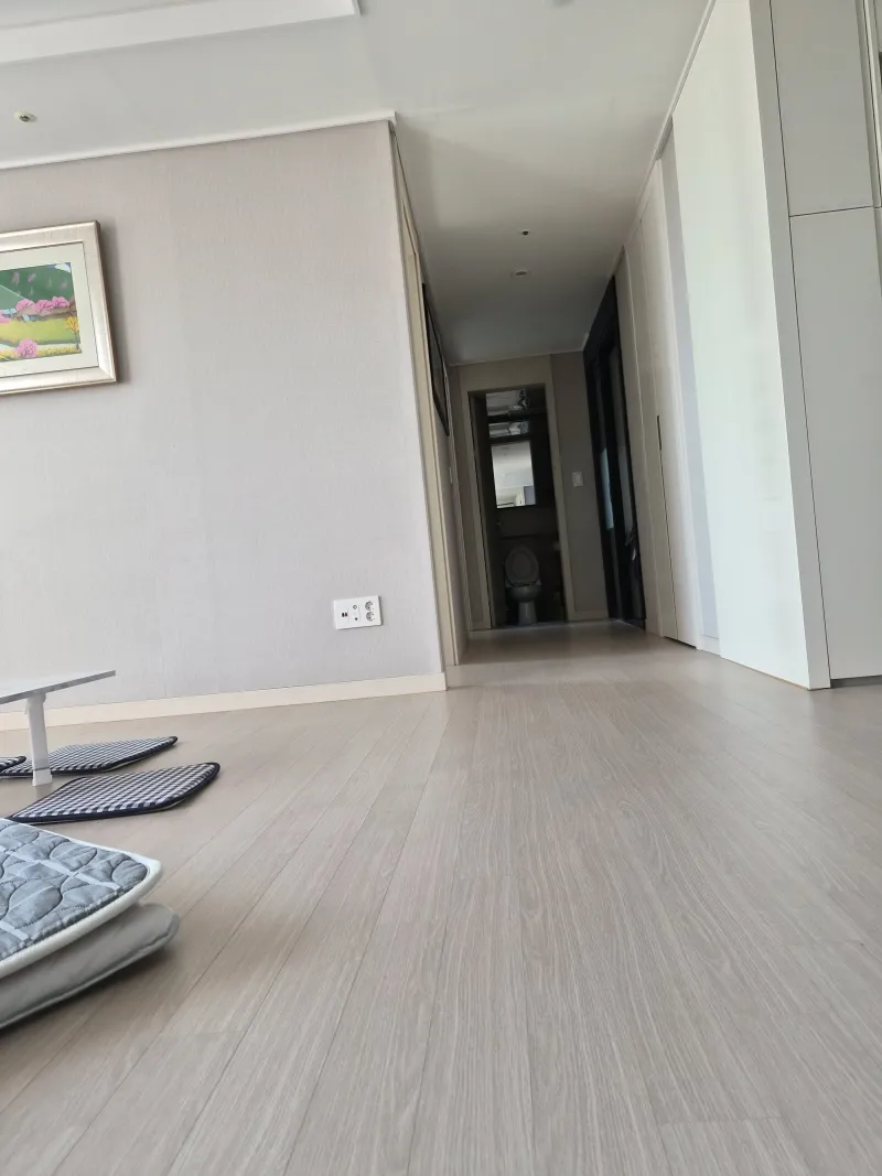 [Naju] Unobstructed views from front and back, fully furnished 21st-floor home 13