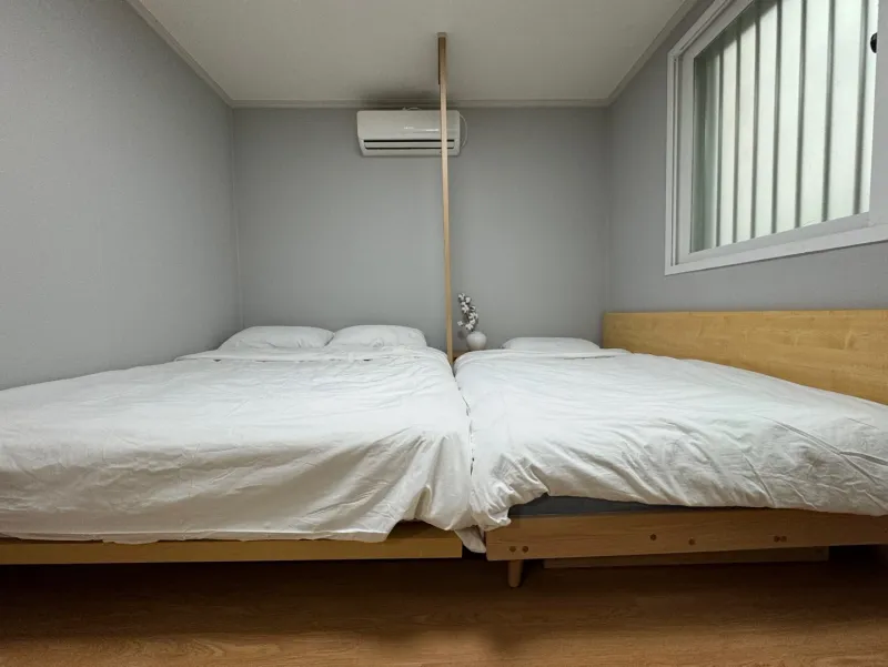 [Gangnam, Seoul] 2-Room Apartment near Hanti Station, Daechi-dong, Daechi Station, Samsung Station, Parking, 2 Desks 30