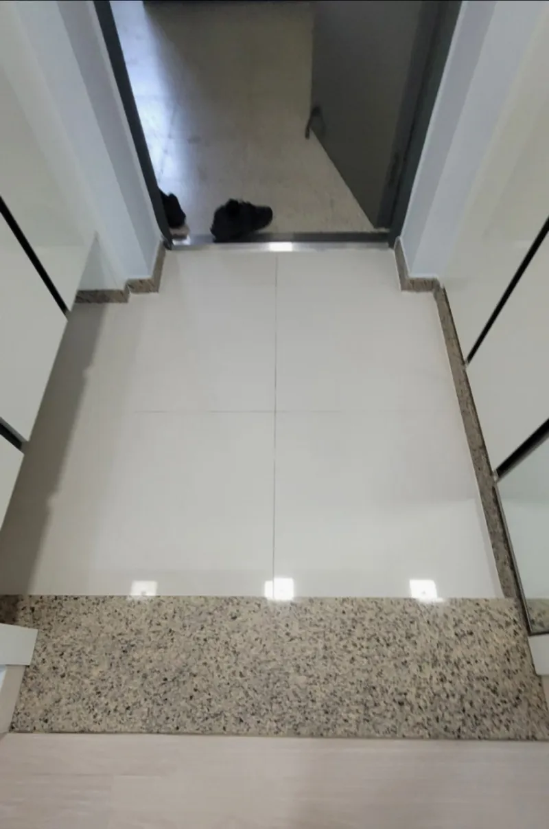 [Naju] Unobstructed views from front and back, fully furnished 21st-floor home 25