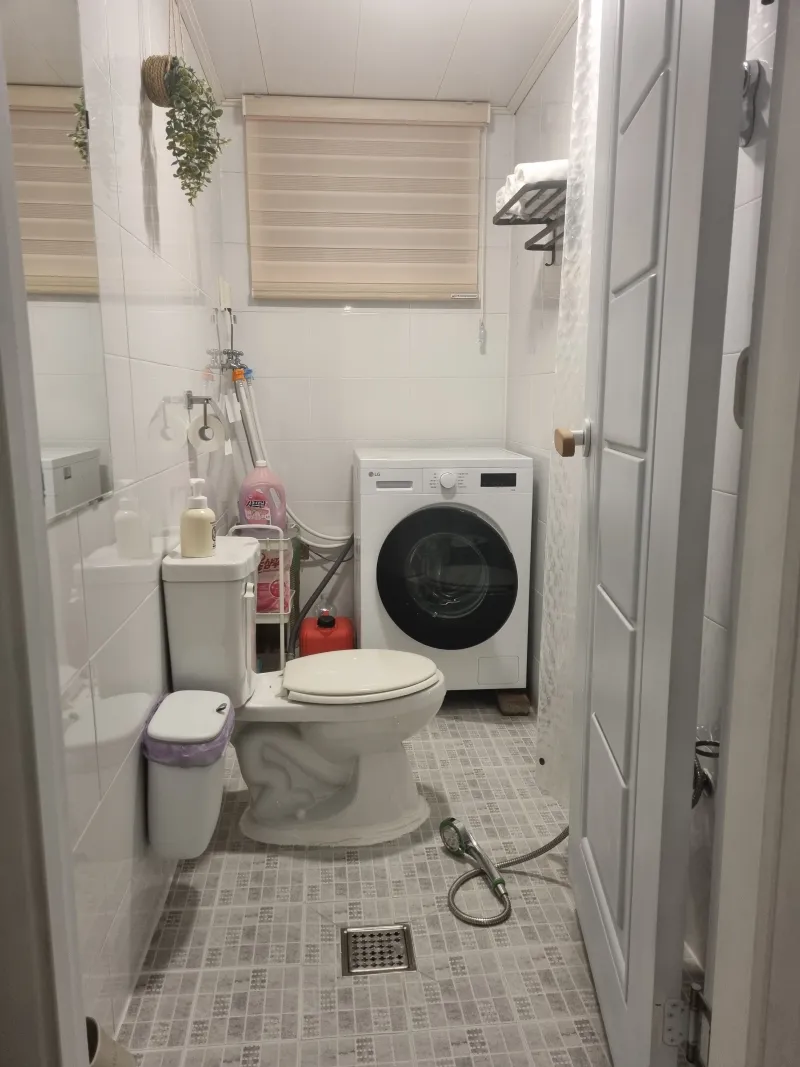[Seongdong, Seoul] 2 bathrooms, Line 5 Dapsimni Station, Line 2 Yongdap Station 5-minute walk, safe near police station 11