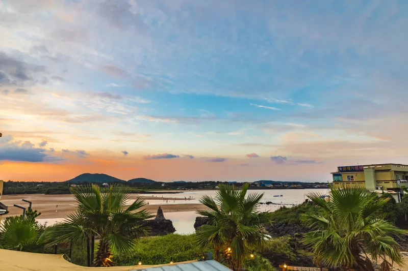 [Pyoseon, Seogwipo] 3-minute walk from Pyoseon Beach, a private house where you can relax by the stone wall and deck 19