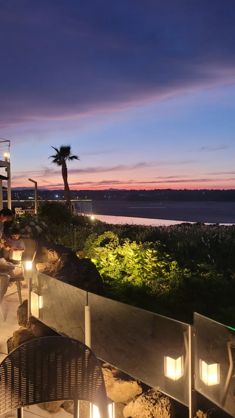 [Pyoseon, Seogwipo] 3-minute walk from Pyoseon Beach, a private house where you can relax by the stone wall and deck 18