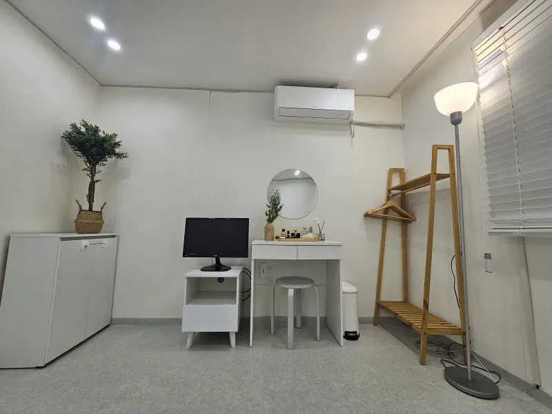 [Seodaemun, Seoul] 10 mins from Sinchon Station / 5 mins from Severance Hospital / Spacious Two-Room Apartment / Family Trips / Max. 6 People 19