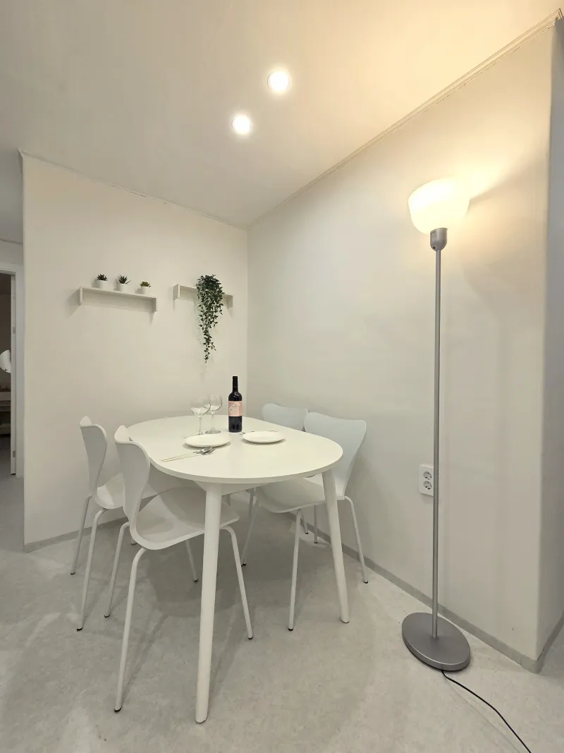 [Seodaemun, Seoul] 10 mins from Sinchon Station / 5 mins from Severance Hospital / Spacious Two-Room Apartment / Family Trips / Max. 6 People 52