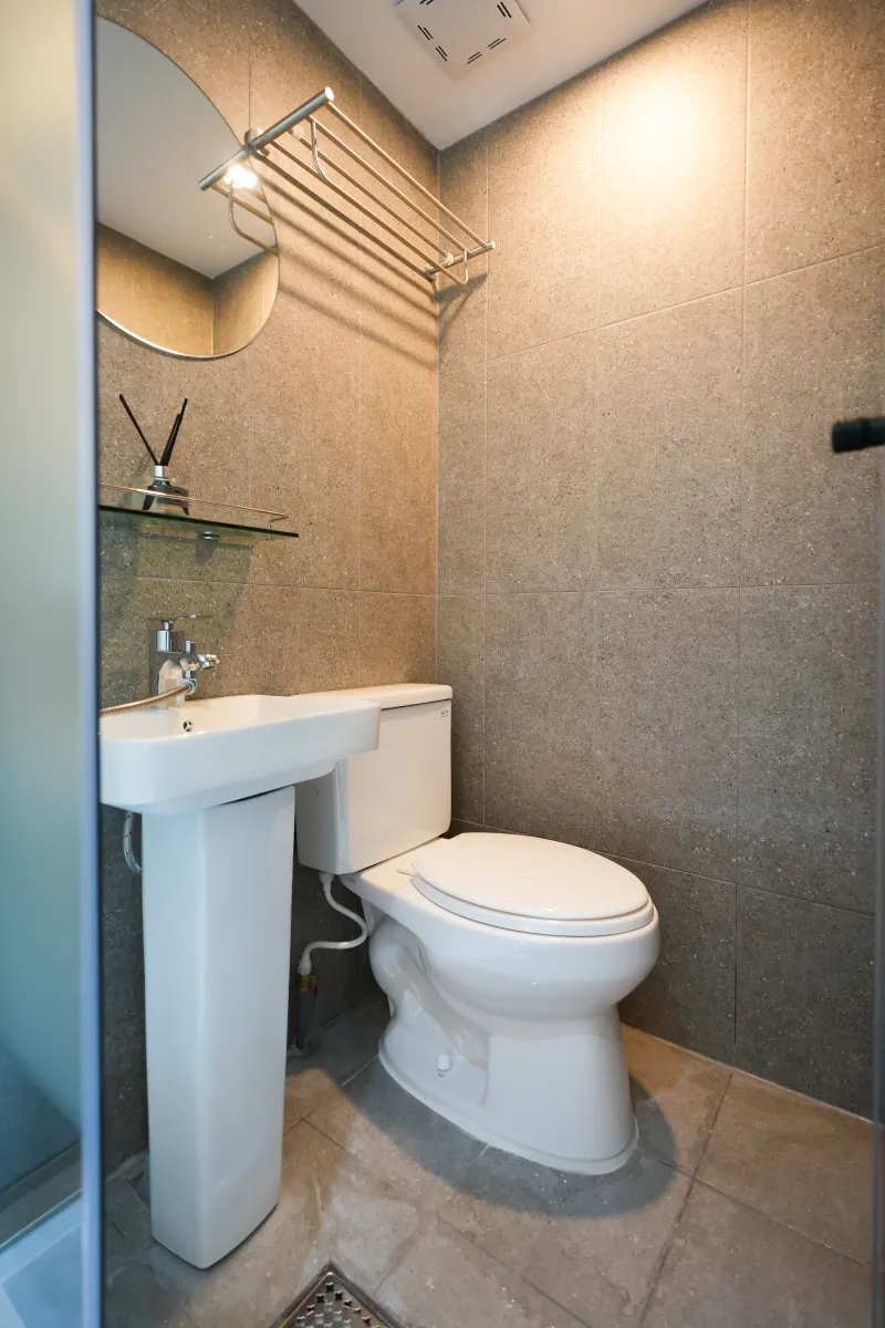 [Seodaemun, Seoul] Young Space Premium Studiotel Sinchon-Hongdae Branch Room 202 5