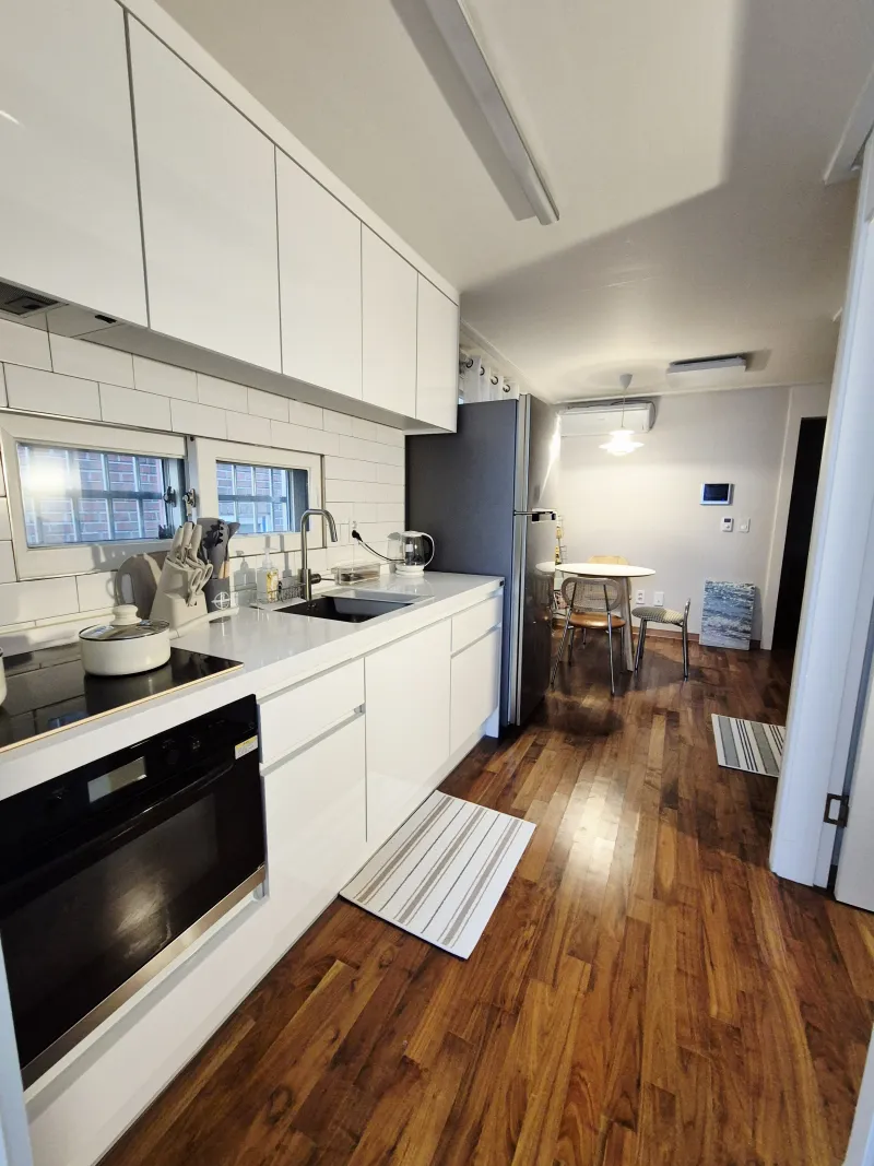 [Mapo, Seoul] Cozy Two-Room Apartment on Mangridan-gil 11