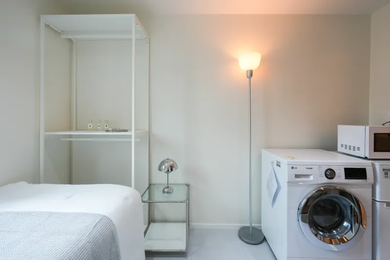 [Seodaemun, Seoul] Young Space Premium Studiotel Sinchon-Hongdae Branch Room 202 3