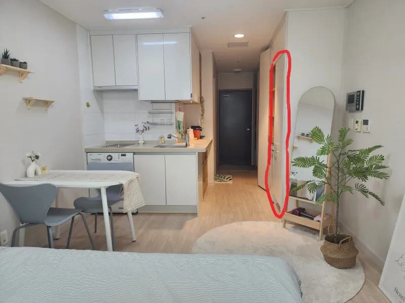 [Suwon] 3 minutes from Gwanggyo Station, high floor near the back gate of Gyeonggi University 13