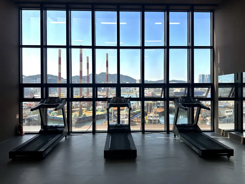 [Yeongdo, Busan][Opening Special] High-floor Ocean View, 1 Minute from Busan Station/Momos Coffee 25