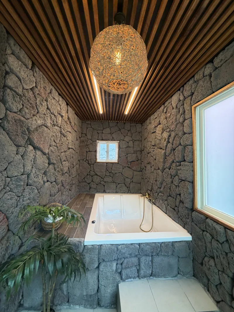 [Hallim, Jeju] 5-minute walk from Hyeopjae Beach - Gyultewak 12