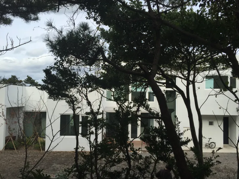 [서귀포 성산] 조용한 바닷가 마을. 작은 개인 숲과 별장형 단독주택 20