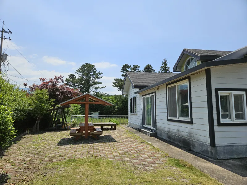 [Odeung-dong, Jeju] Forest-view Healing House in Odeung-dong 21