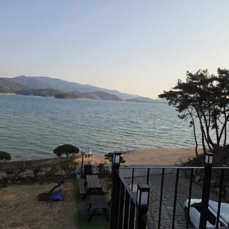 [Namhae] Ocean view, 2nd floor (pet-friendly) detached house with a garden and sea view 78