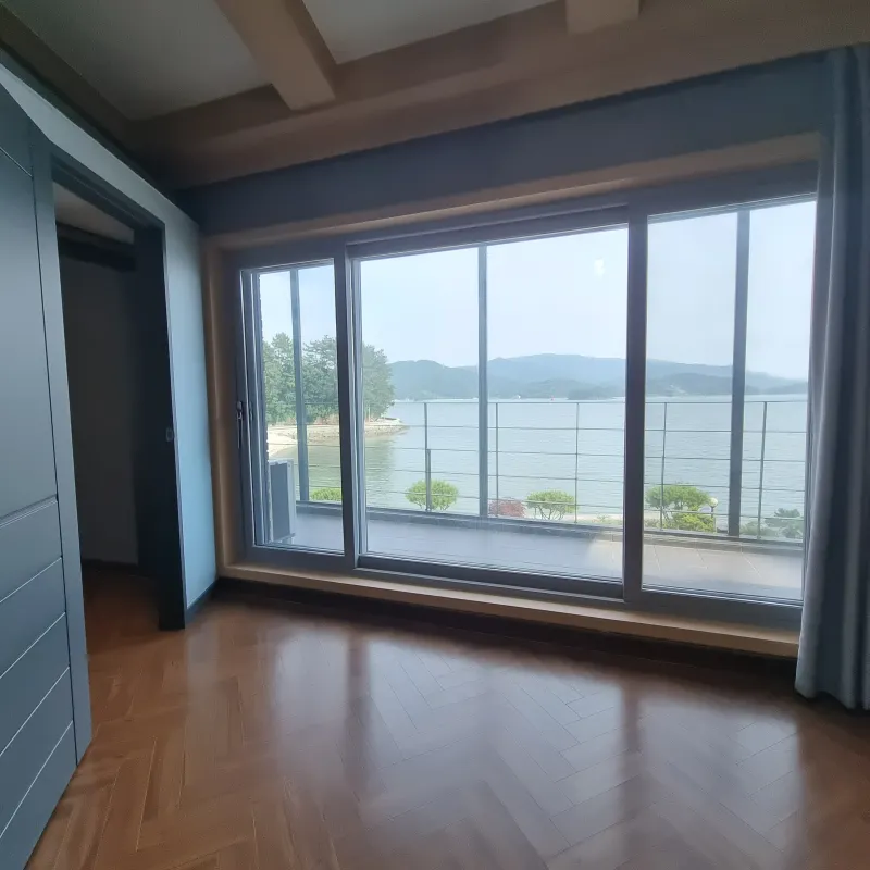 [Namhae] Ocean view, 2nd floor (pet-friendly) detached house with a garden and sea view 64