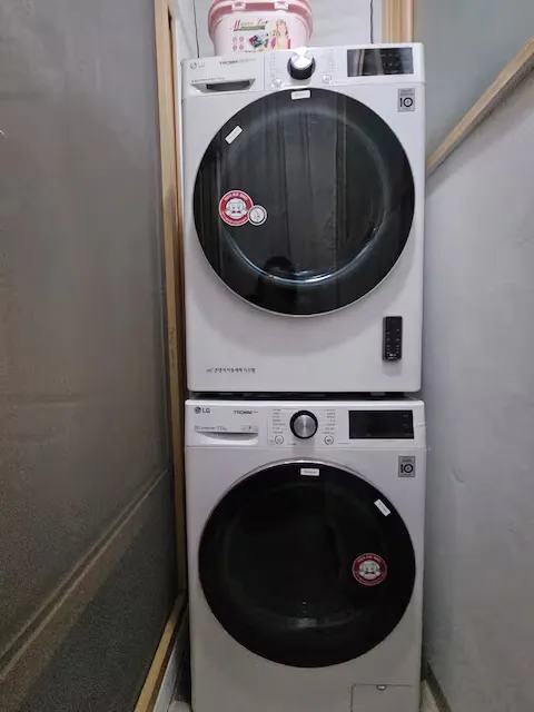 [서울 마포] 3BR/6인 마포역 5분 /층단독/에어컨4/가족 7
