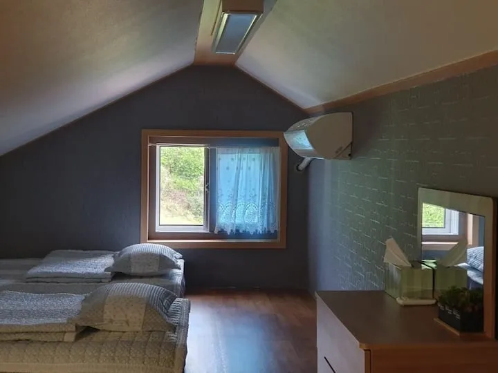 [Namhae] Ocean view, 2nd floor (pet-friendly) detached house with a garden and sea view 24