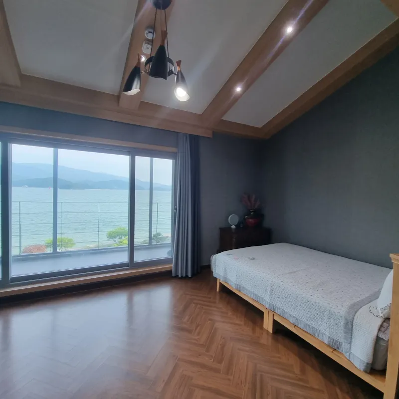 [Namhae] Ocean view, 2nd floor (pet-friendly) detached house with a garden and sea view 2