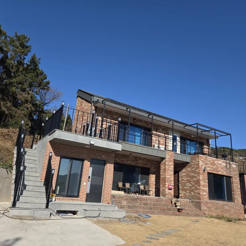 [Namhae] Ocean view, 2nd floor (pet-friendly) detached house with a garden and sea view 71