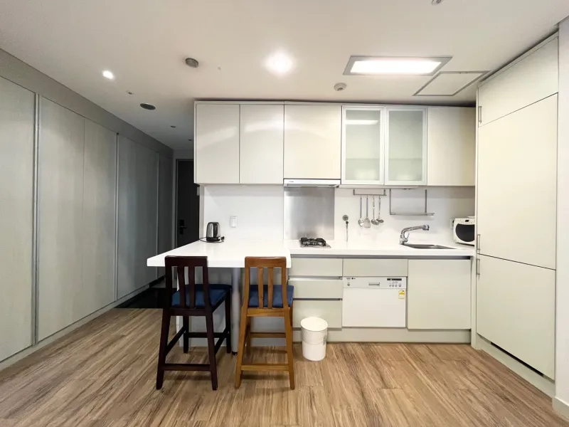 [Jung-gu, Seoul] Spacious studio apartment near Seodaemun Station 3